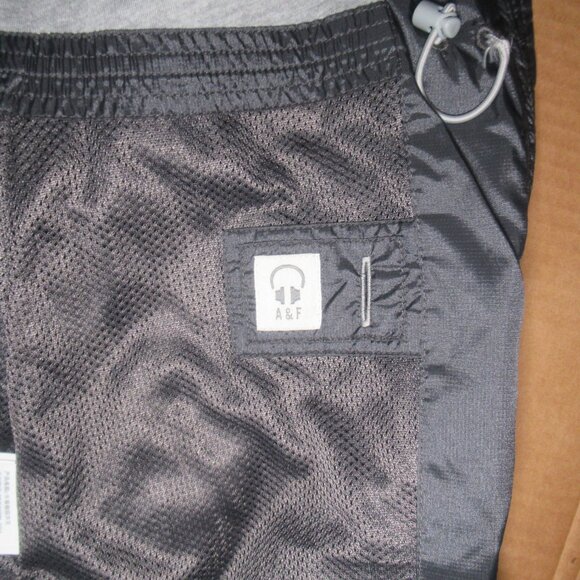 Abercrombie & Fitch Hooded Windbreaker Jacket | Size Small - Picture 7 of 12